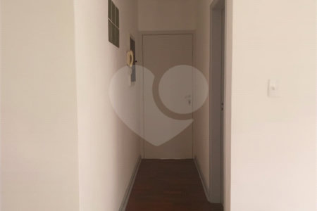 Apartamento à venda com 3 quartos, sendo 1 suíte, em Vila Paulicéia, São Paulo, SP