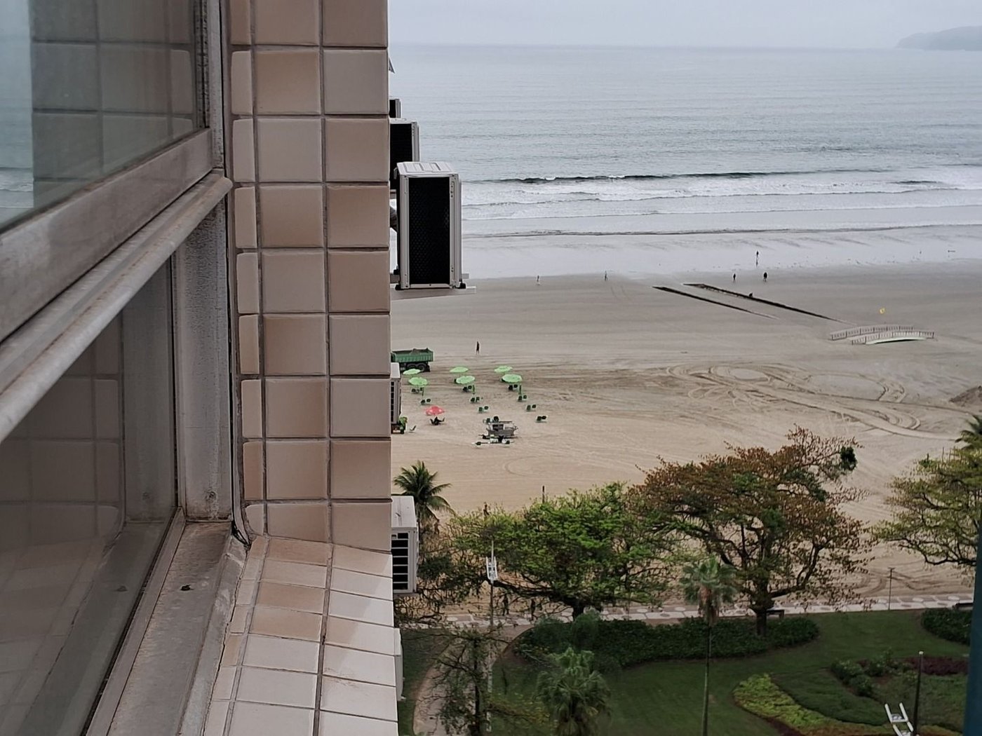 Apartamento com 3 dormitórios à venda, 180 m² por R$ 1.500.000,00 - Gonzaga - Santos/SP