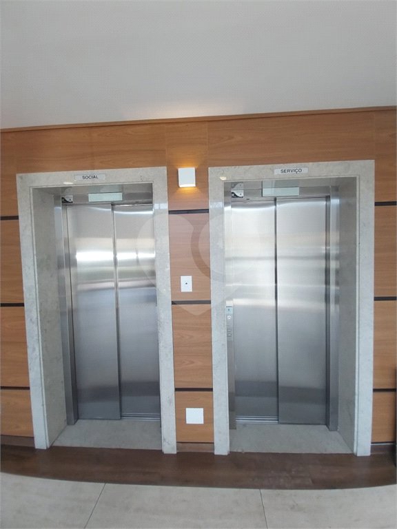 Apartamento à venda com 3 quartos, sendo 1 suíte, em Vila Rubens, Mogi das Cruzes, SP