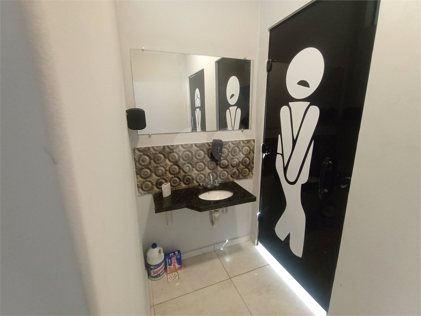 Salão Comercial para alugar em Vila Nastri, Itapetininga, SP