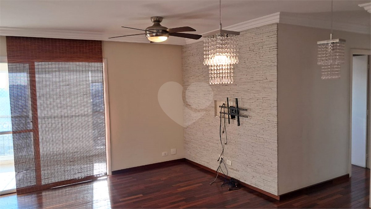 Apartamento à venda com 4 quartos, sendo 2 suítes, em Jardim Marajoara, São Paulo, SP