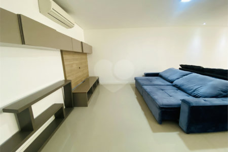 Apartamento à venda com 3 quartos, sendo 1 suíte, em Baeta Neves, São Bernardo do Campo, SP