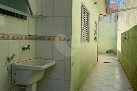Casa Térrea à venda com 3 quartos, sendo 1 suíte, em Vila Nova, Salto, SP