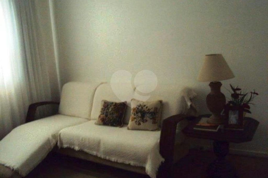Sobrado à venda com 3 quartos, sendo 1 suíte, em Vila Paulicéia, São Paulo, SP