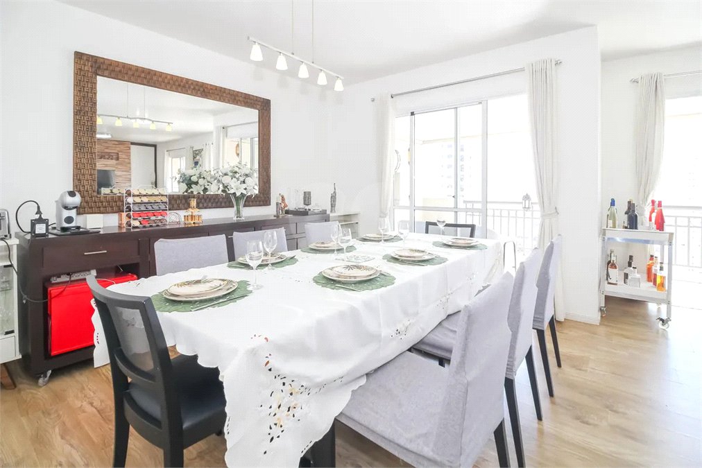 Apartamento à venda com 4 quartos, sendo 3 suítes, em Vila Romana, São Paulo, SP
