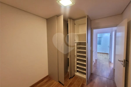 Casa à venda com 3 quartos, sendo 1 suíte, no condomínio Arte de Viver, Sorocaba - SP