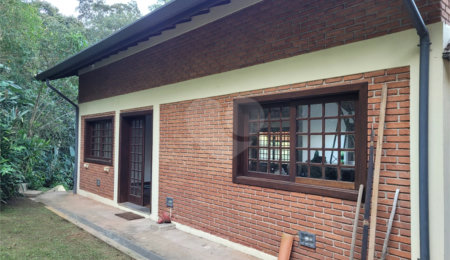 Casa à venda com 3 quartos, sendo 1 suíte,  em Serra da Cantareira, Mairiporã, SP