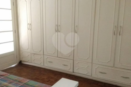 Sobrado à venda com 5 suítes em Jardim Franca, São Paulo, SP