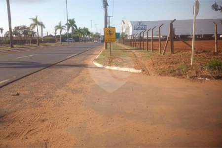 Terreno à venda em Jardim Das Oliveiras, Três Lagoas, MS