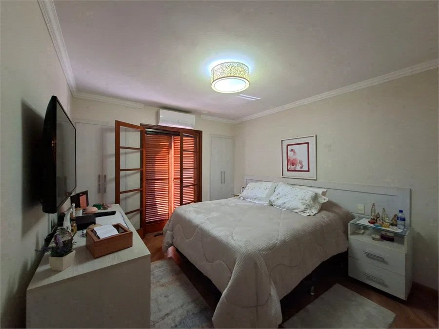 Sobrado à venda com 3 quartos, sendo 1 suíte, em Jardim Bonfiglioli, São Paulo - SP
