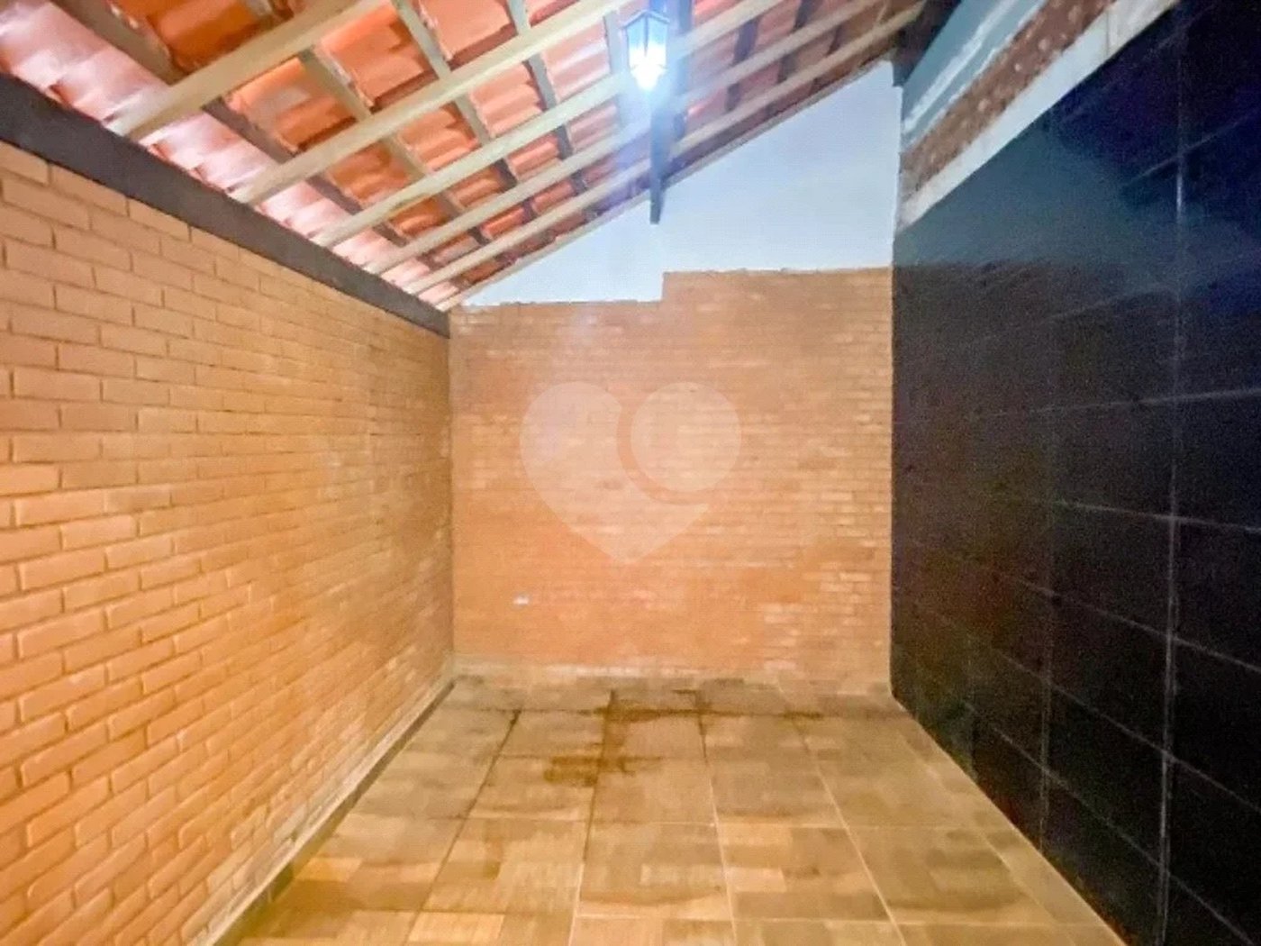 Sobrado com 400m² , 3 dormitórios , sendo 2 suítes , 3 vagas , à venda no centro de Santo André.