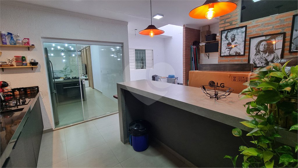 Casa no Condomínio Flamboyant II a venda .