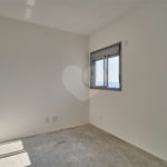 Apartamento à venda com 3 quartos, sendo 1 suíte, em Jardim Marajoara, São Paulo, SP
