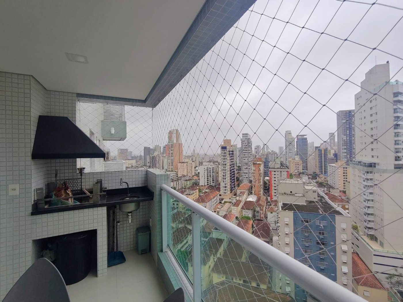 Apartamento com 2 dormitórios para alugar, 76 m² por R$ 7.000,00/mês - Gonzaga - Santos/SP