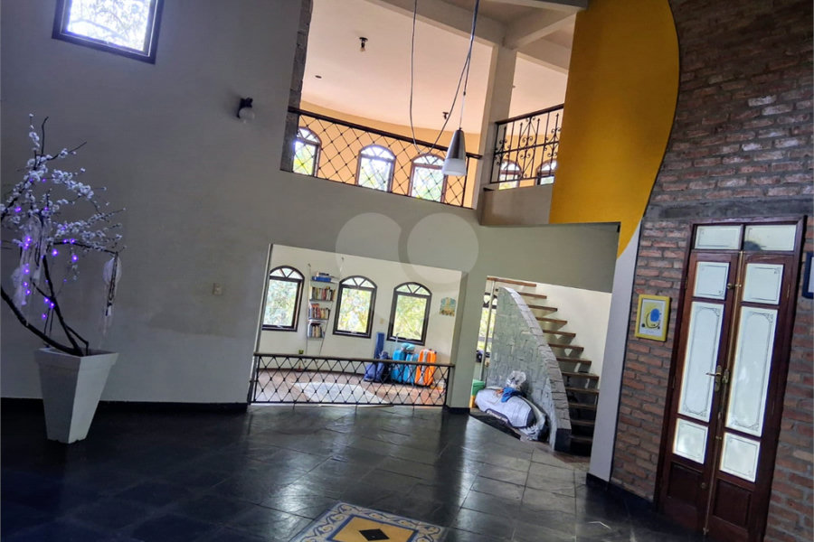 Casa à venda com 3 suítes no condomínio Alpes da Cantareira, Mairiporã - SP