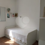 Casa à venda com 3 quartos, sendo 1 suíte, no condomínio Villagio Esperanza, Guarulhos - SP