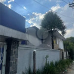 Casa comercial com 300m², 5 quartos, 2 vagas, para locação no Campo Belo!