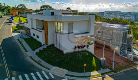 Casa à venda com 4 suítes no condomínio Reserva São Nicolau, Atibaia - SP