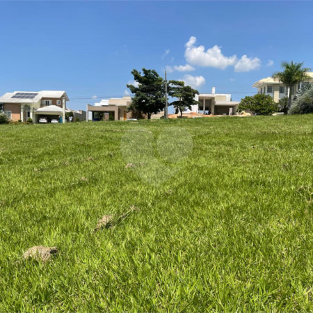 Terreno à venda no condomínio Residencial Village Saint Charbel, Araçoiaba da Serra - SP