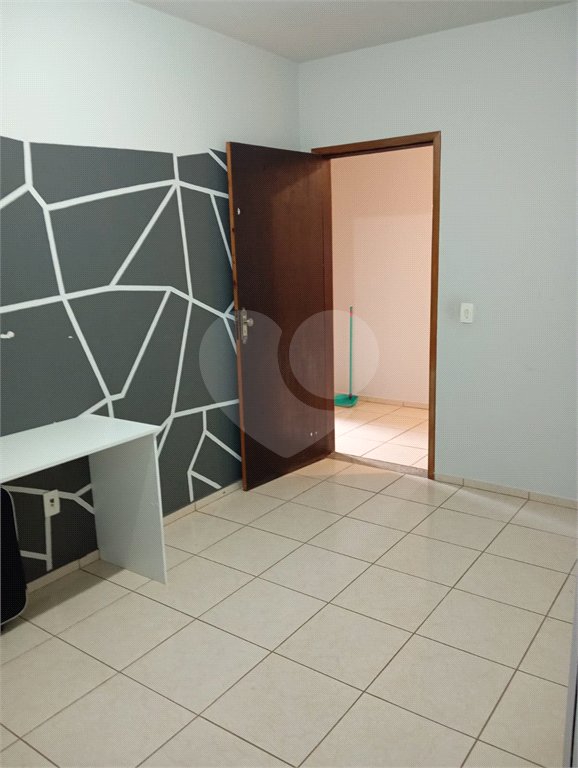 Casa à venda com 3 quartos, sendo 1 suíte, em Jardim dos Ipês, Mairinque, SP