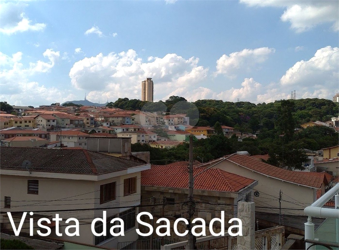 Sobrado à venda com 3 quartos, sendo 1 suíte, em Parque São Domingos, São Paulo, SP
