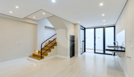 Casa de Vila à venda com 2 suítes em Santo Amaro, São Paulo, SP