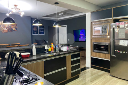 Casa à venda com 3 quartos, sendo 2 suítes, em Jardim Medina, Poá, SP