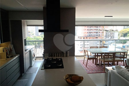 Apartamento à venda com 3 quartos, sendo 2 suítes, em Perdizes, São Paulo, SP
