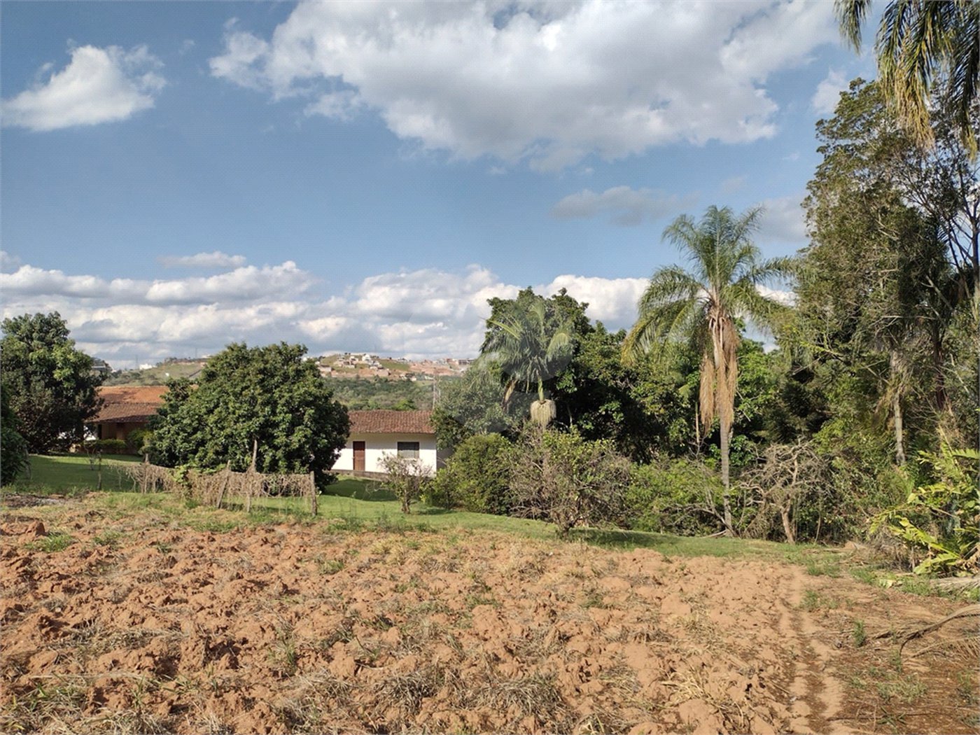Terreno à venda em Pinheirinho, Vinhedo, SP