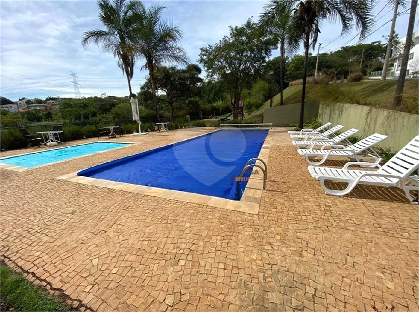 Terreno à venda em Parque das Quaresmeiras, Campinas, SP