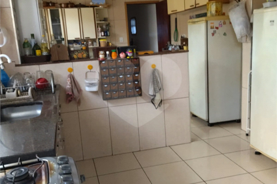 Sobrado à venda com 4 quartos, sendo 1 suíte, em Limão, São Paulo, SP