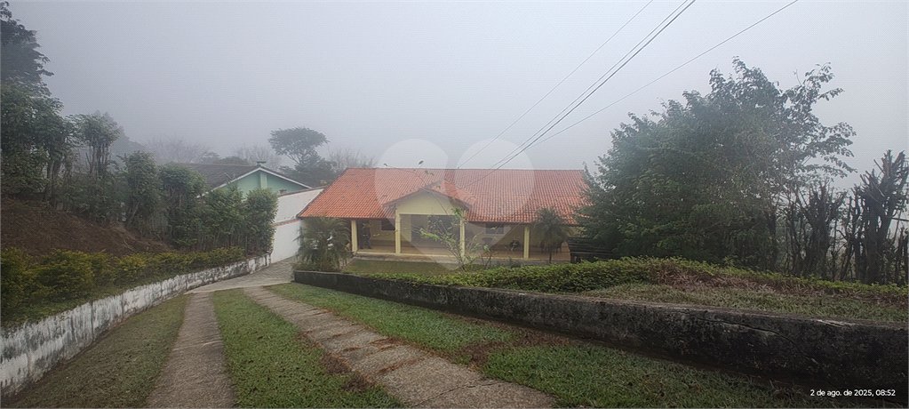 Chácara à venda com 3 quartos, sendo 1 suíte,  no Centro, Nazaré Paulista, SP