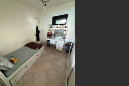 Casa à venda com 2 quartos, sendo 1 suíte, no condomínio Residencial Villa Maria, Rio de Janeiro - RJ