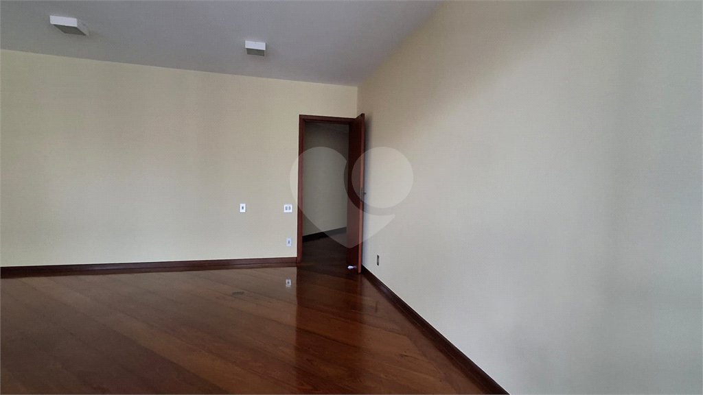 Apartamento para alugar com 3 quartos, sendo 1 suíte, em Brooklin, São Paulo, SP