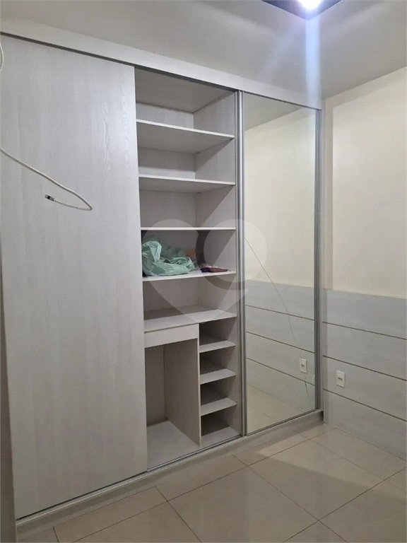 Apartamento à venda com 3 quartos, sendo 1 suíte,  em Vila Carrão, São Paulo, SP