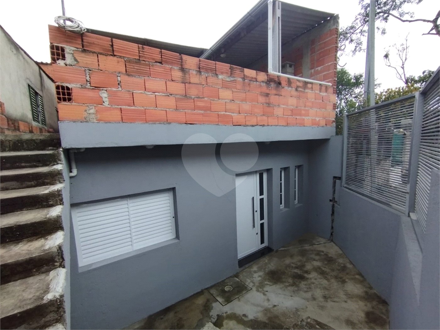 Casa à venda com 2 quartos em Jardim das Pedras, São Paulo, SP