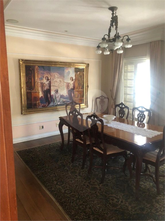 Casa à venda com 4 suítes em Caxingui, São Paulo, SP