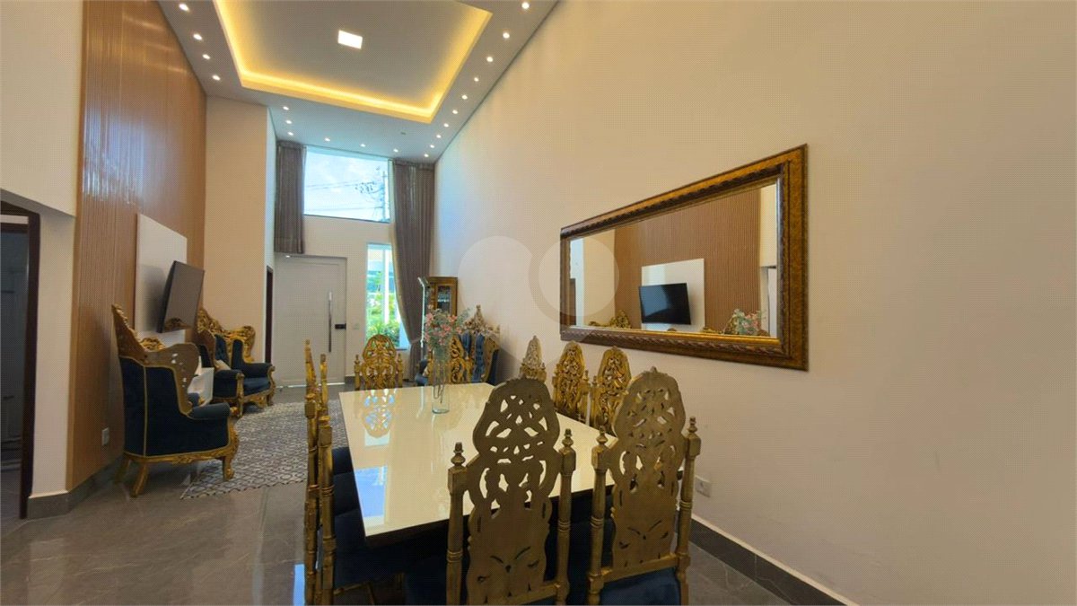 Casa à venda com 3 suítes no condomínio Campos do Conde I e II, Sorocaba - SP