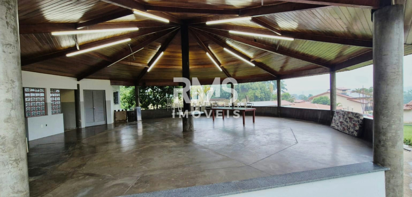 Chácara à venda com 4 suítes em Distrito de Porto, Capela do Alto, SP