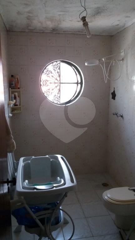 Sobrado à venda com 4 quartos, sendo 1 suíte, em Tremembé, São Paulo, SP