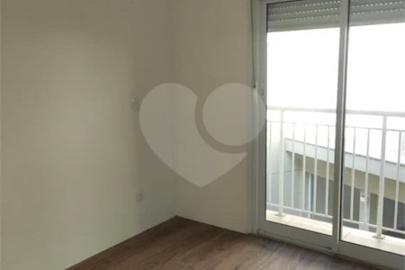 Casa à venda com 2 suítes no condomínio Cântaros da Serra, São Paulo - SP