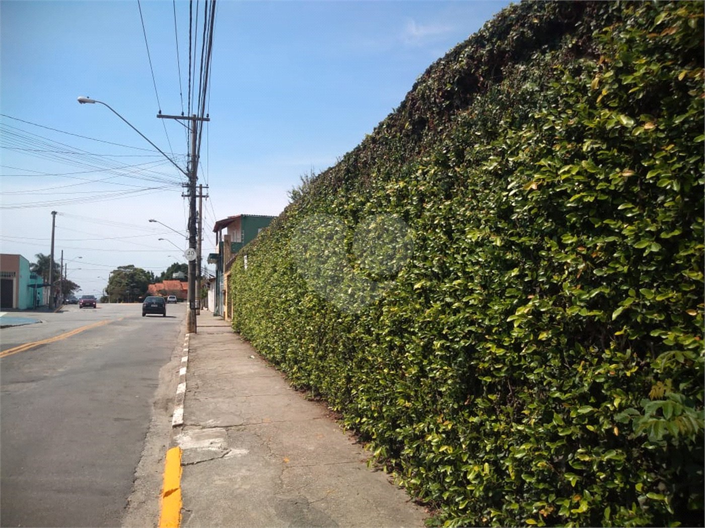 Casa à venda com 3 quartos, sendo 1 suíte,  em Vila Oliveira, Mogi das Cruzes, SP