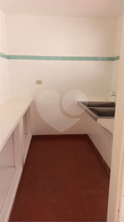 Casa à venda com 4 quartos, sendo 1 suíte, em Vila Santista, Atibaia, SP
