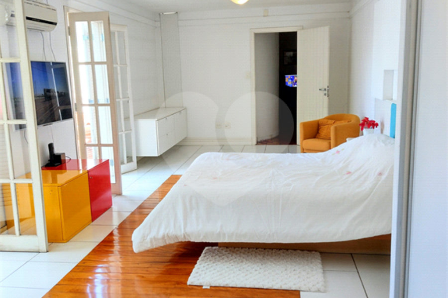 Sobrado à venda com 3 quartos, sendo 1 suíte,  em Jardim São Paulo(zona Norte), São Paulo, SP