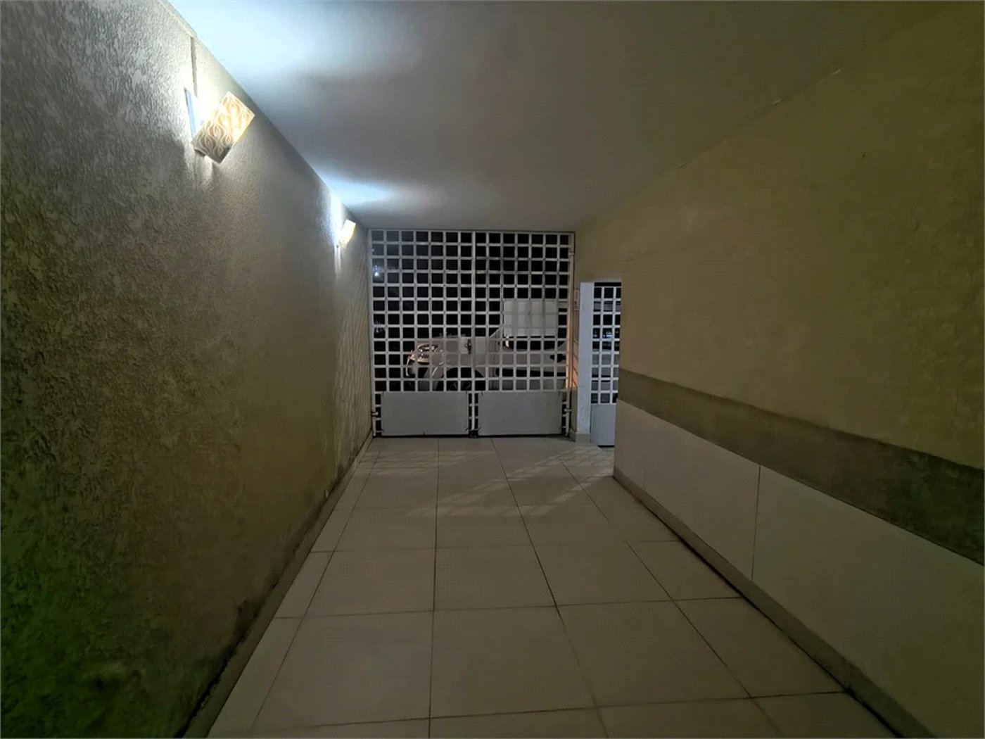 Sobrado à venda com 3 quartos, sendo 1 suíte, em Jardim Bonfiglioli, São Paulo, SP