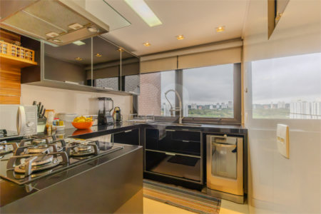 Apartamento à venda com 3 suítes em Chácara Santo Antônio, São Paulo, SP