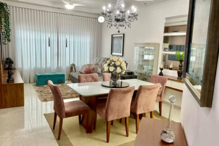 Casa à venda com 3 quartos, sendo 1 suíte, em Vila Miranda, Sumaré, SP