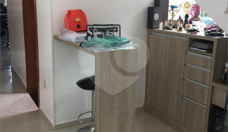 Sobrado à venda com 3 quartos, sendo 1 suíte, em Alto da Boa Vista, Mogi das Cruzes, SP