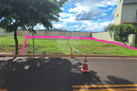 Terreno à venda no condomínio Vivendas da Mata Portal Paineiras, Ribeirão Preto - SP