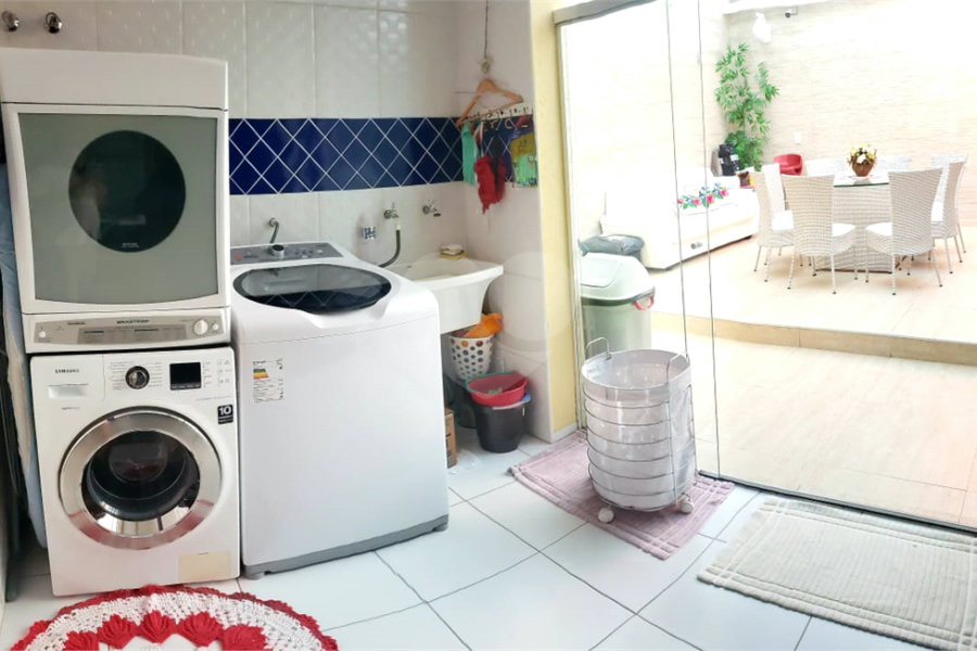 Sobrado à venda com 3 quartos, sendo 1 suíte, em Limão, São Paulo, SP